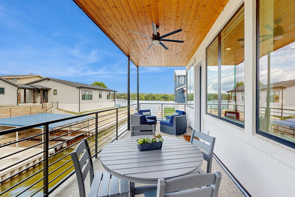 Multilevel spacious home with water access, full kitchen, balcony and BBQ