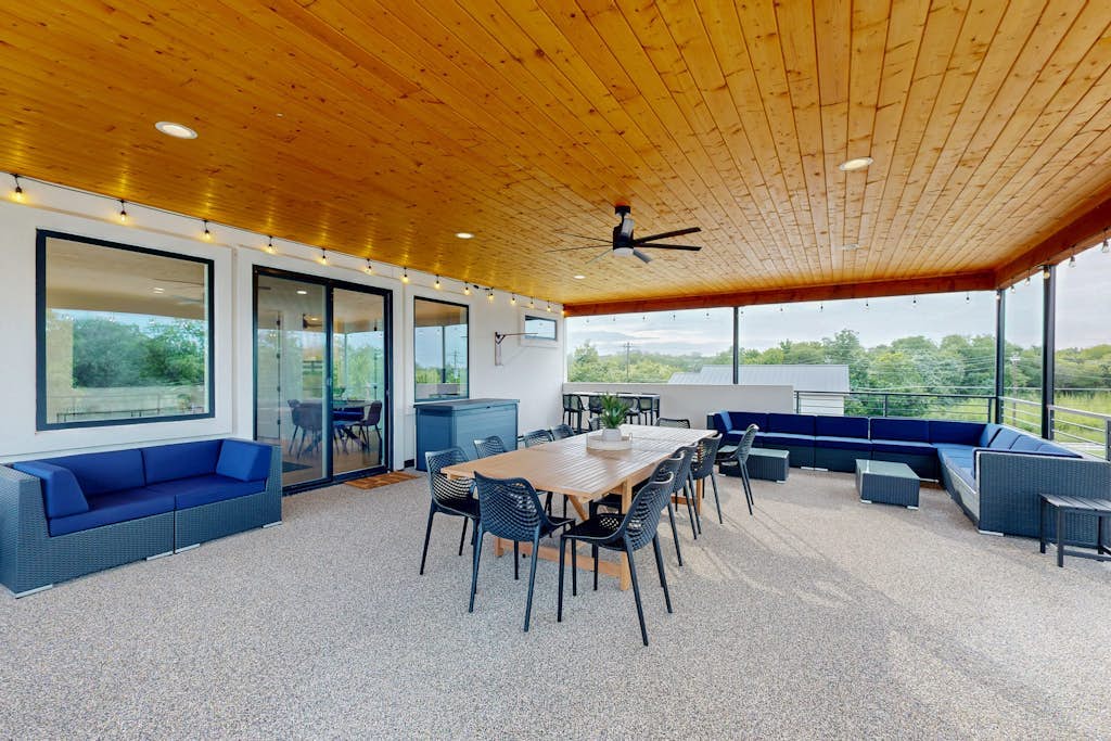 Multilevel spacious home with water access, full kitchen, balcony and BBQ