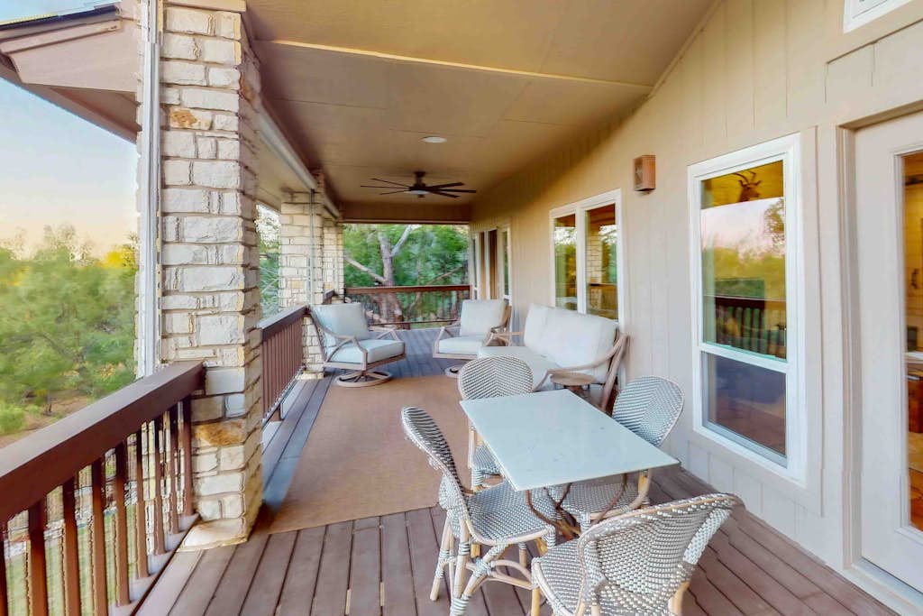 Spacious beautiful home w/full kitchen, balcony and patio, next to golf course