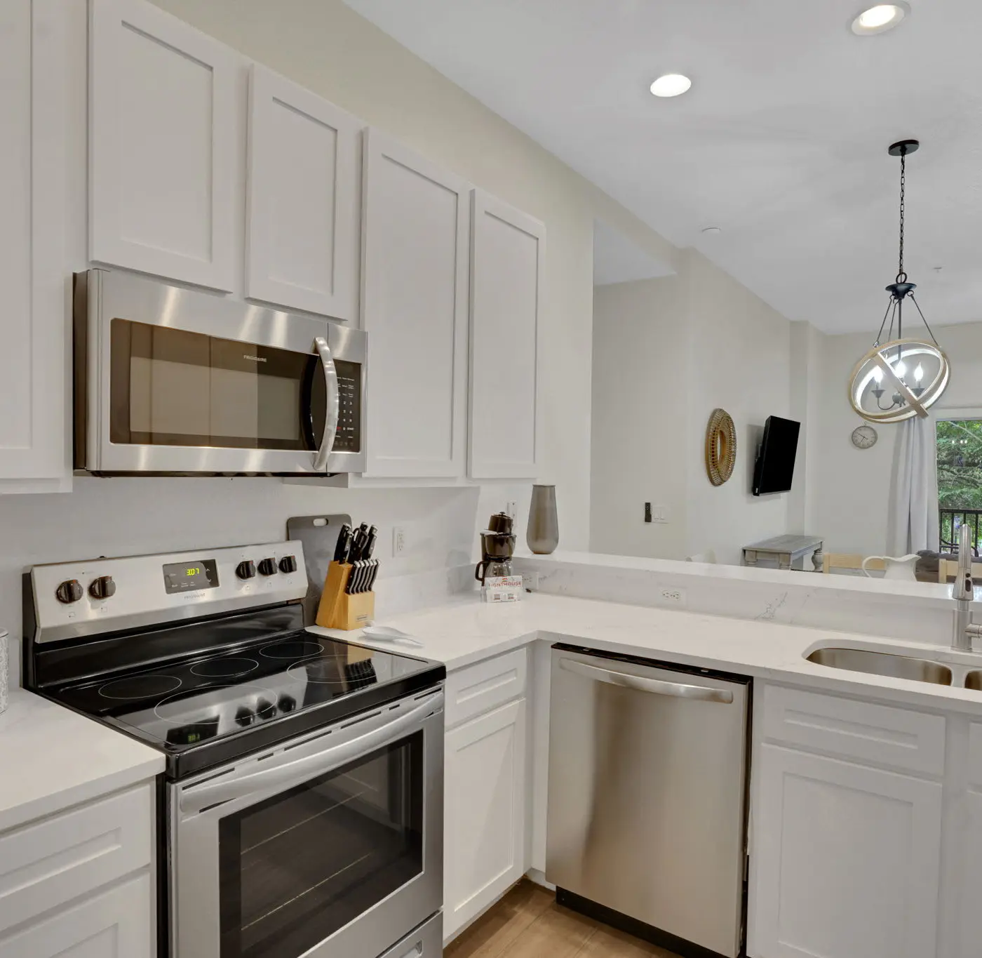 Tropical 3BR Retreat Minutes from Disney
