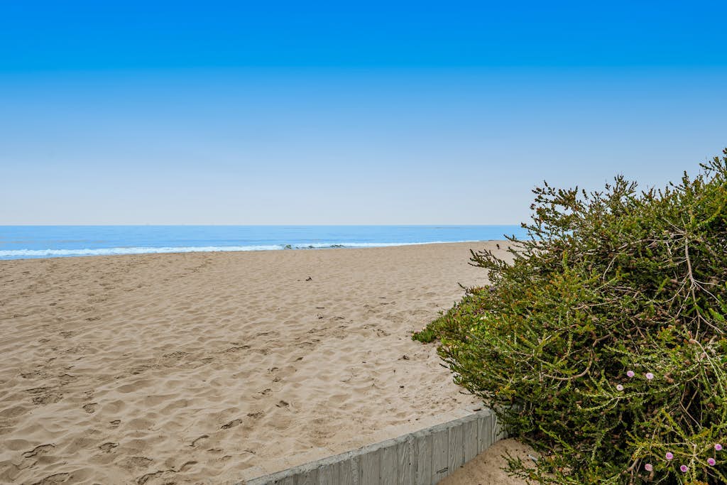 Fun and retro split-level studio conveniently close to Santa Barbara