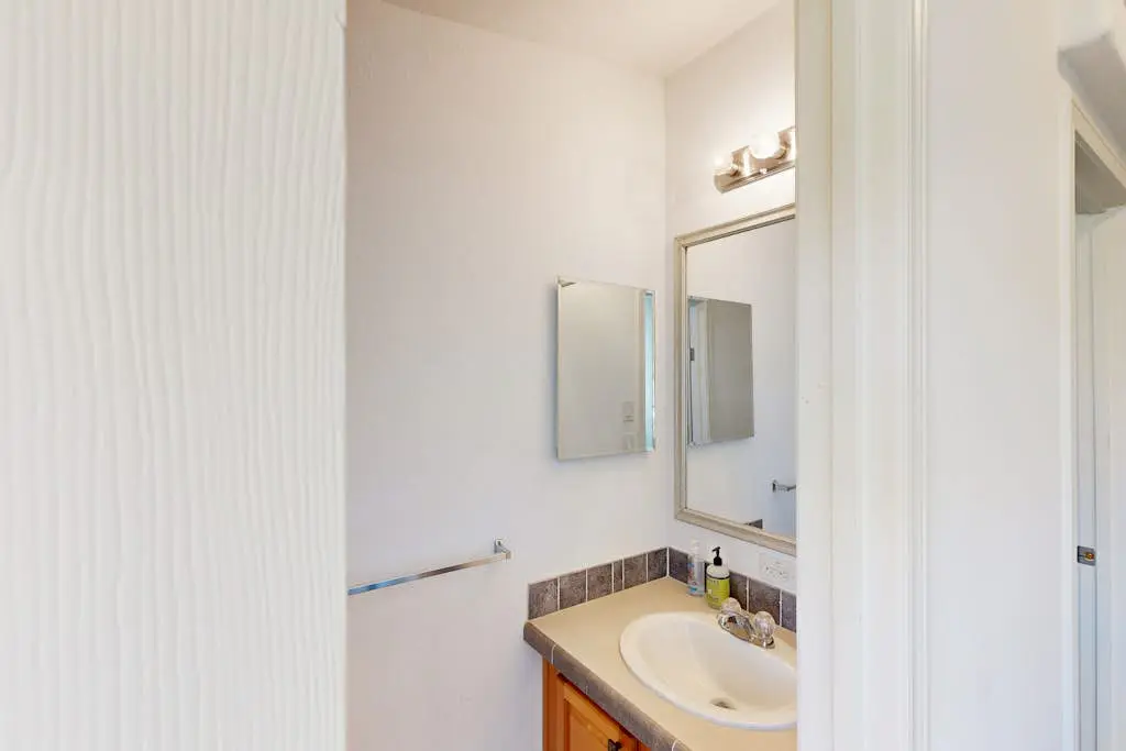 Nonpariel Escape