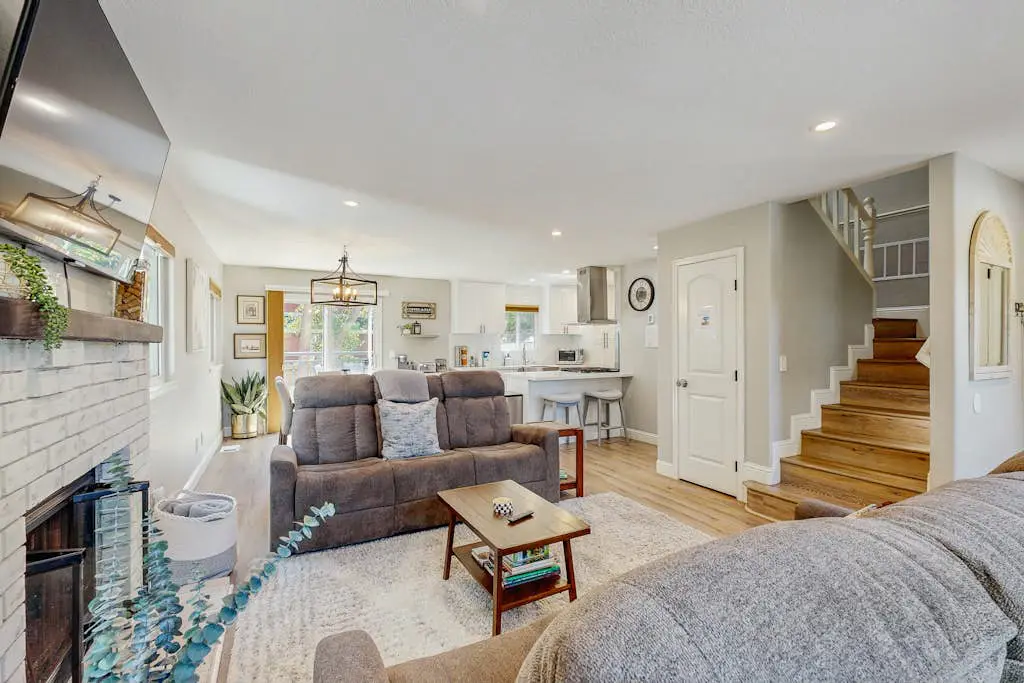 Wanderlust Cambria Seaside Village