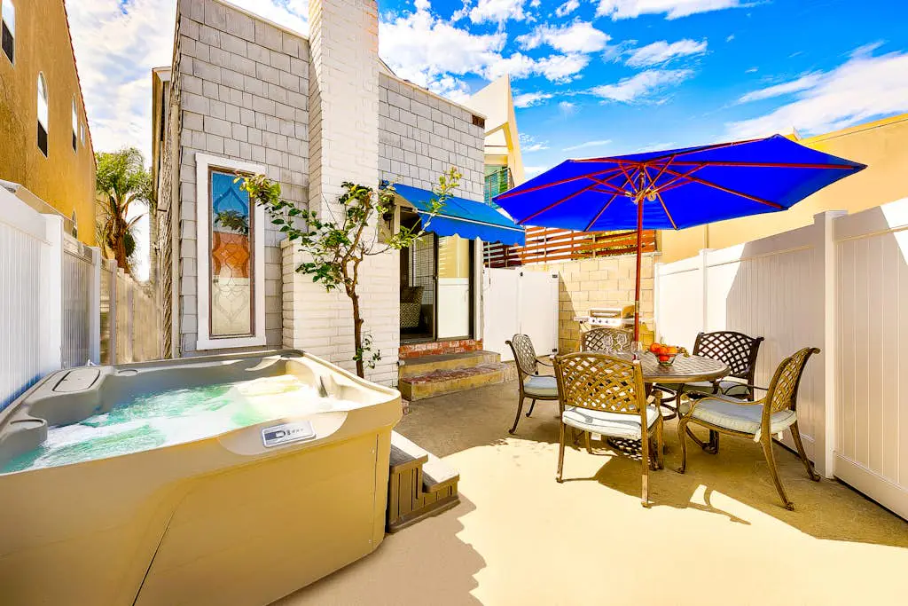 Perfect Newport Beach Location With Spa I