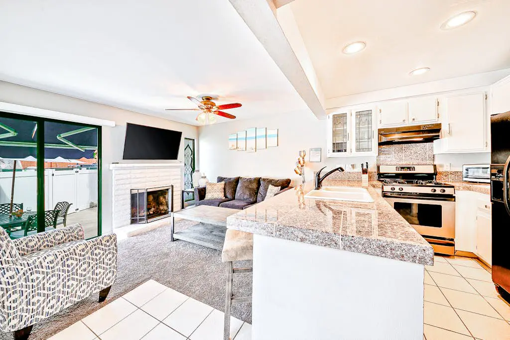 Perfect Newport Beach Location With Spa I