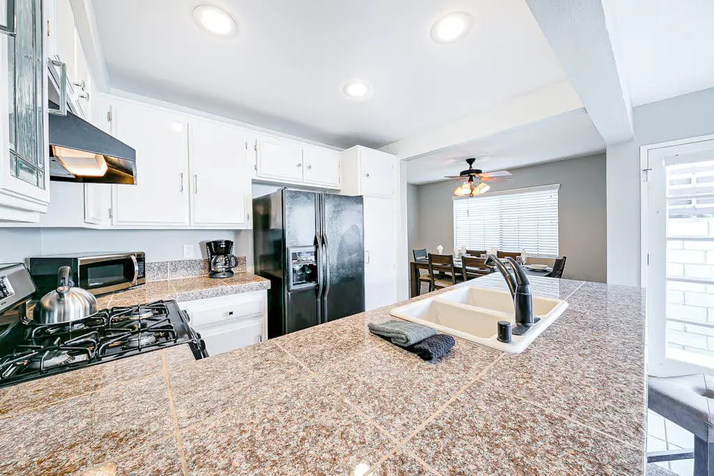 Perfect Newport Beach Location With Spa I