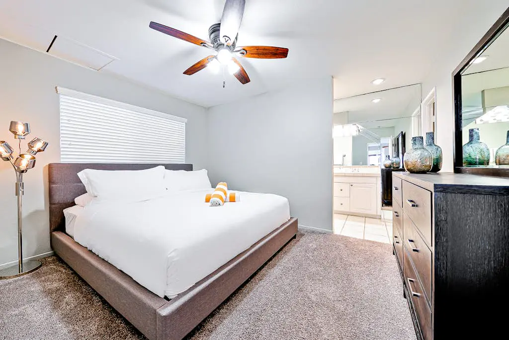 Perfect Newport Beach Location With Spa I