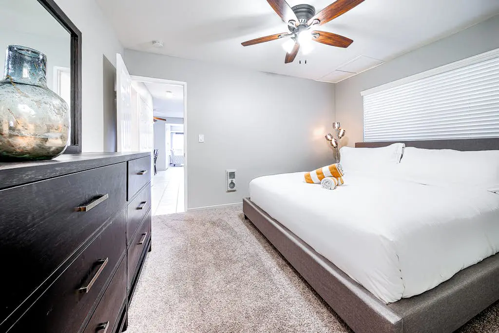 Perfect Newport Beach Location With Spa I