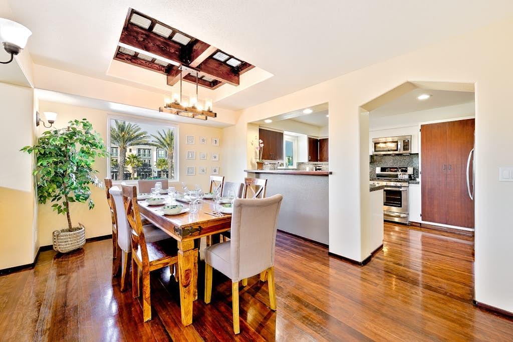 Combo 6 Bedroom Balboa Peninsula Home in Incredible Location