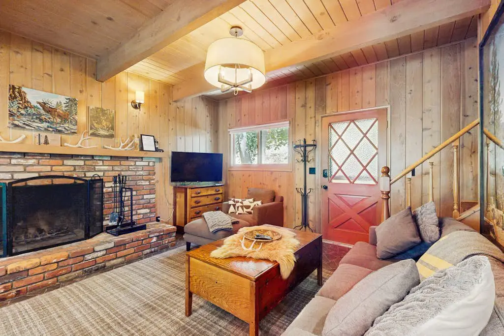 Wooded Comfort