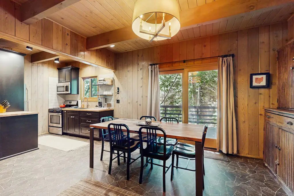 Wooded Comfort