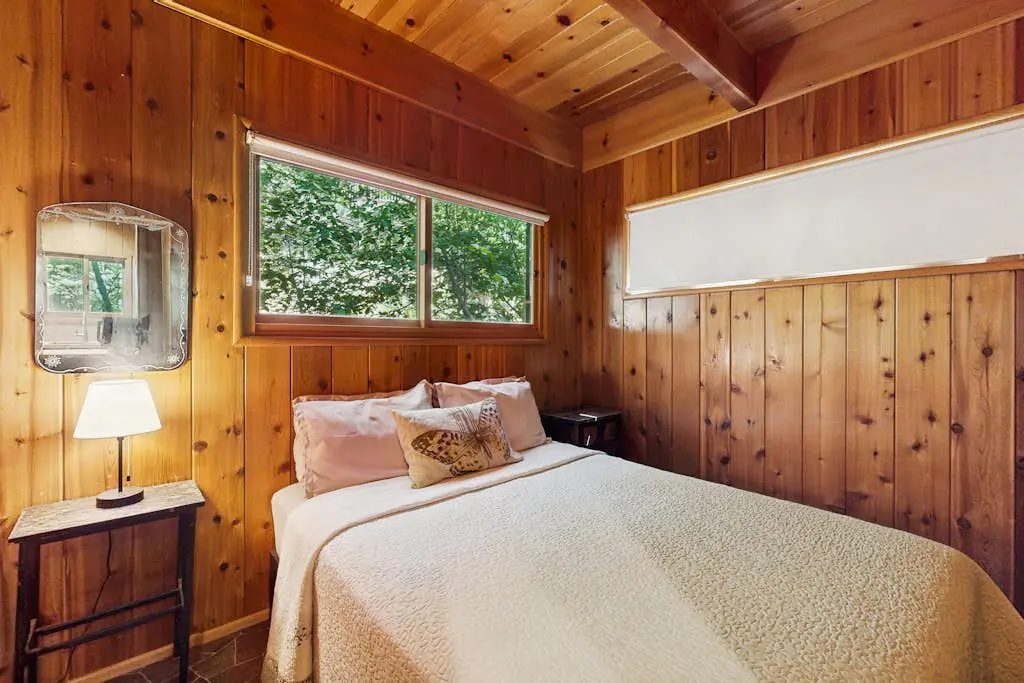 Wooded Comfort