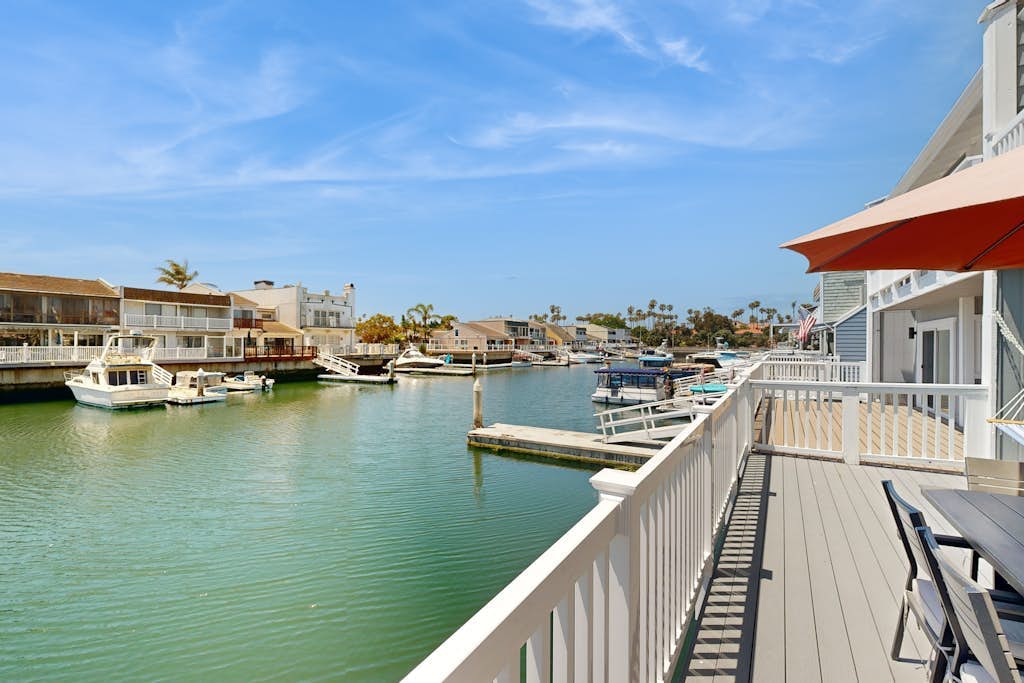 Harborside home in Oxnard with short walk to beach - bring your boat