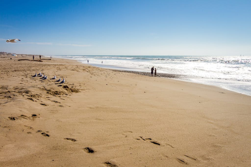 Harborside home in Oxnard with short walk to beach - bring your boat