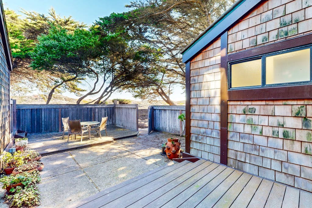 Beachfront home with heated pool, hot tub, sports courts, amazing views, & WFH