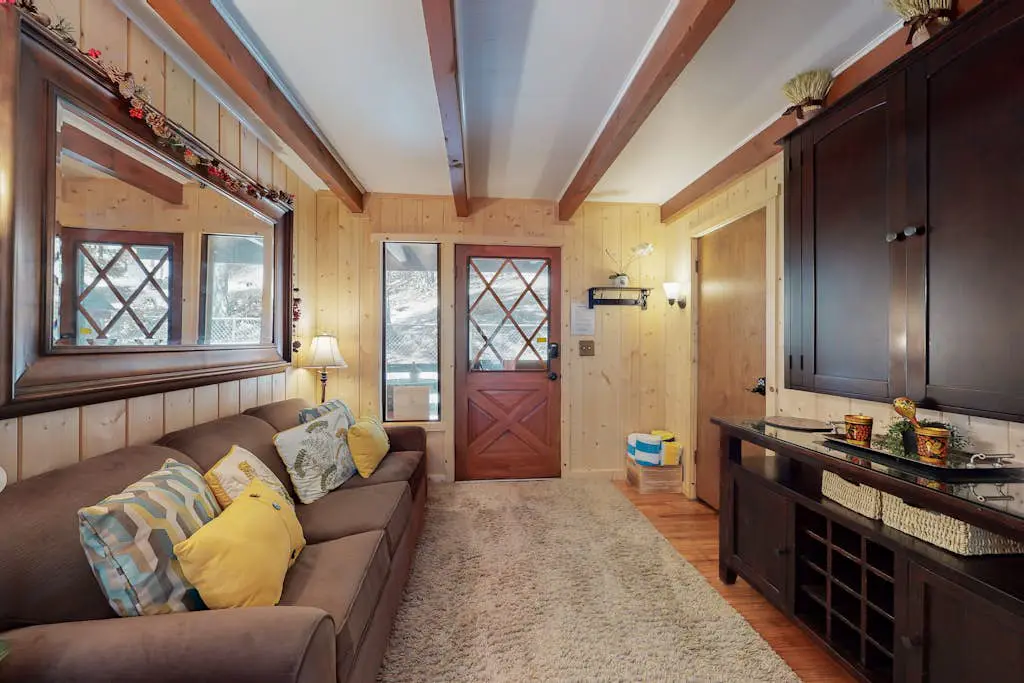 Forever Young Cabin