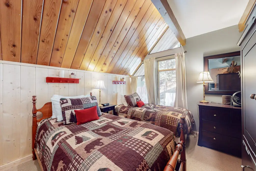Forever Young Cabin
