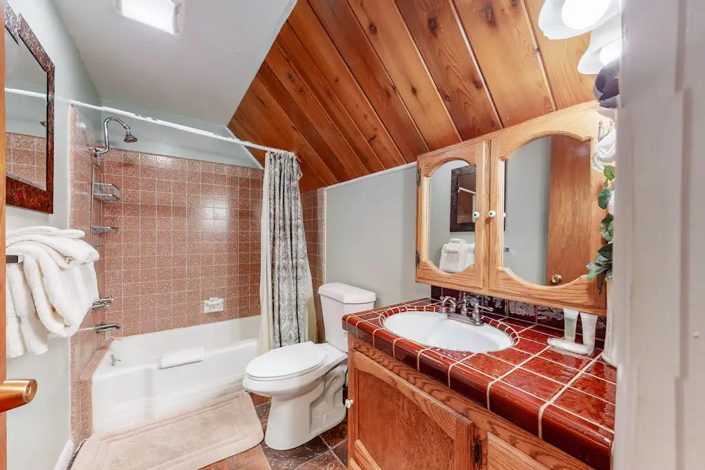 Forever Young Cabin