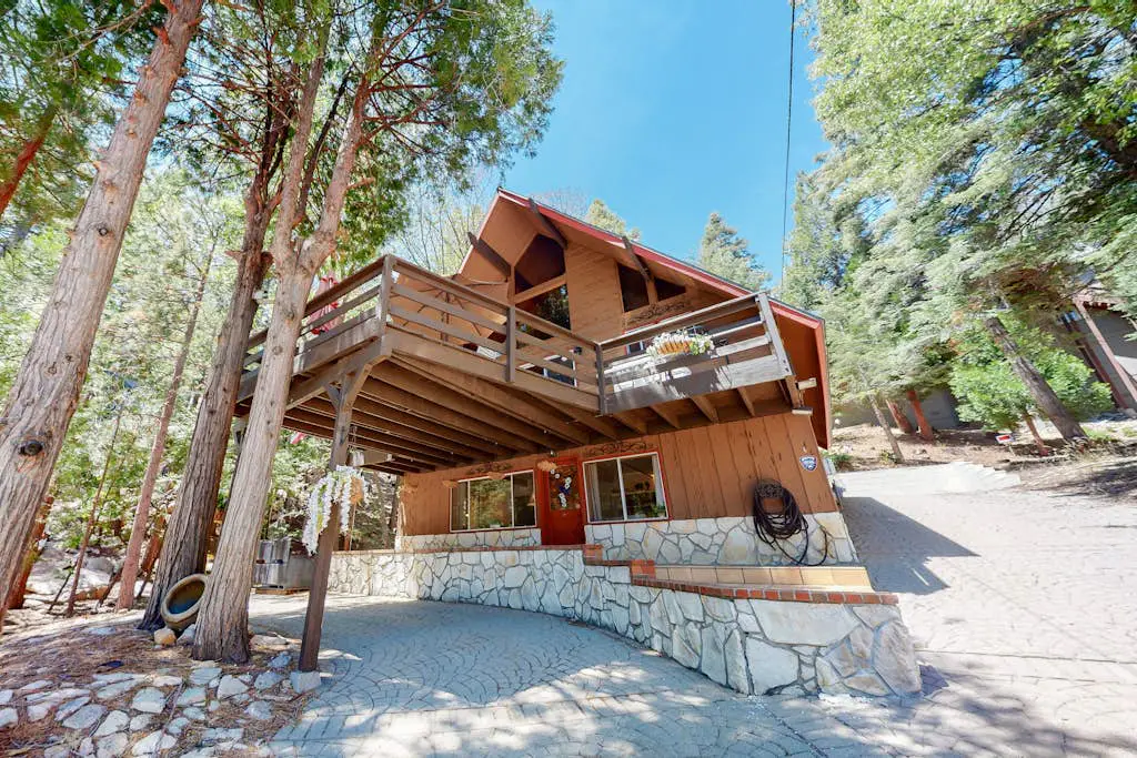 Forever Young Cabin