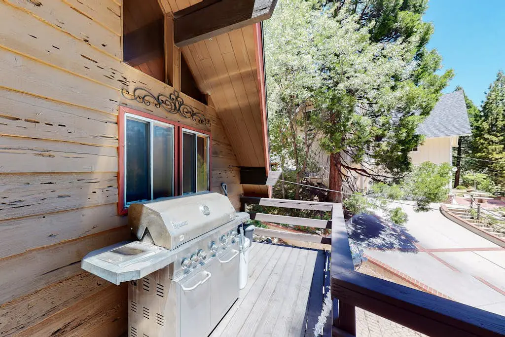 Forever Young Cabin