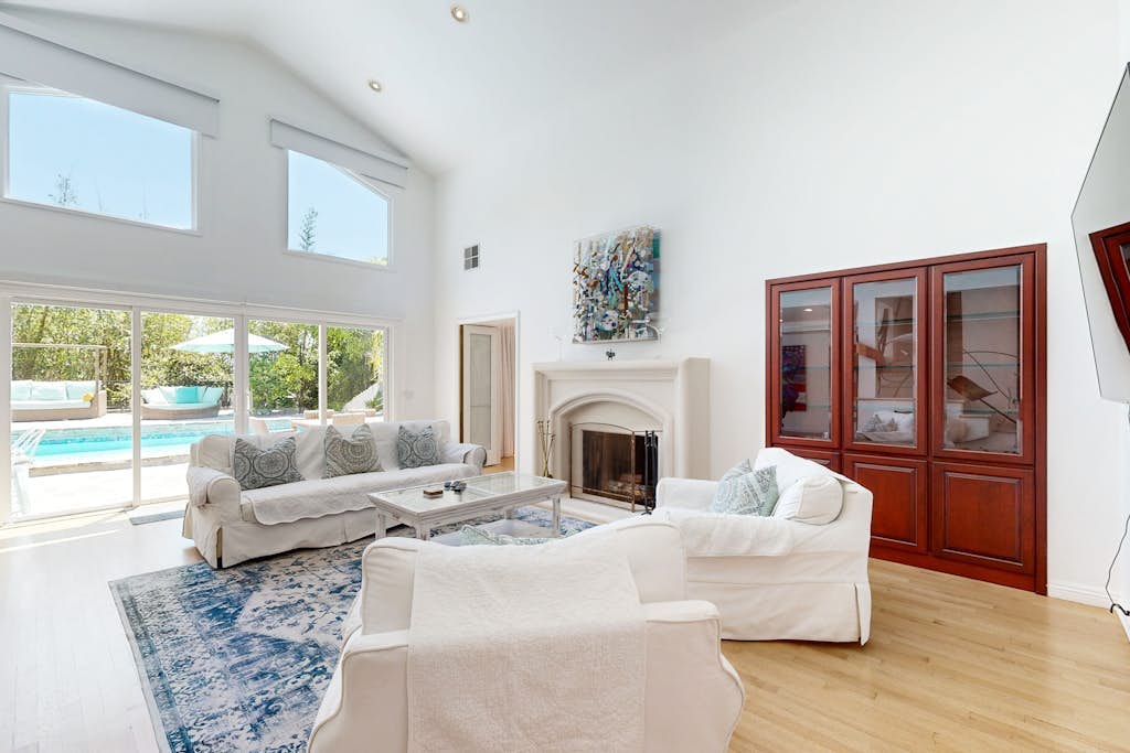 Modern Beverly Hills All-Suite Estate | Pool, Hot Tub | 9 Mins to Rodeo Drive