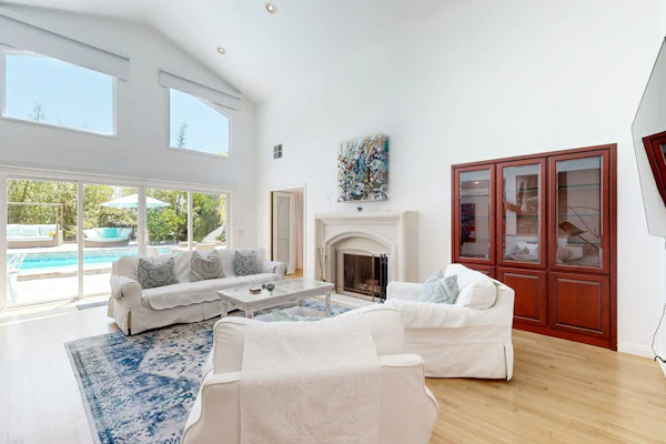 Modern Beverly Hills All-Suite Estate | Pool, Hot Tub | 9 Mins to Rodeo Drive
