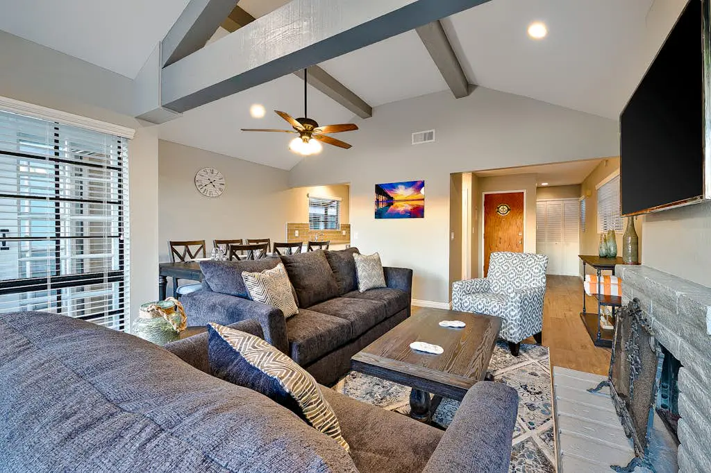 Perfect Newport Beach Location With Balcony Spa II