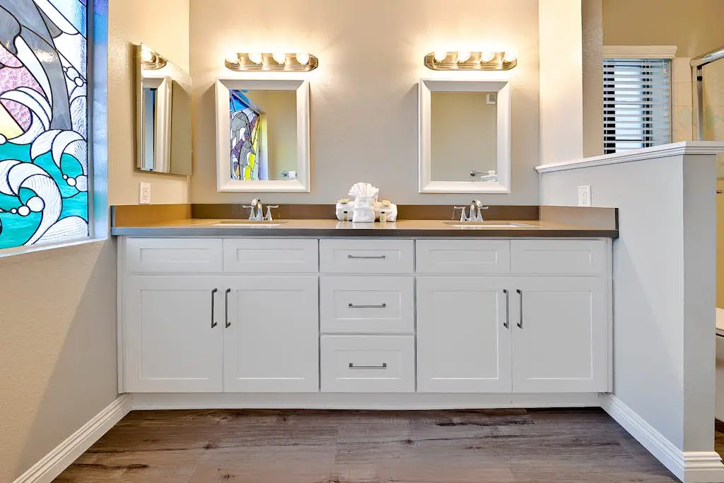 Perfect Newport Beach Location With Balcony Spa II