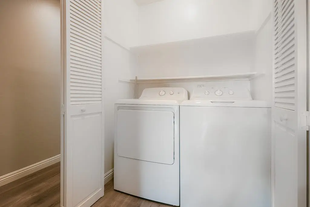 Perfect Newport Beach Location With Balcony Spa II