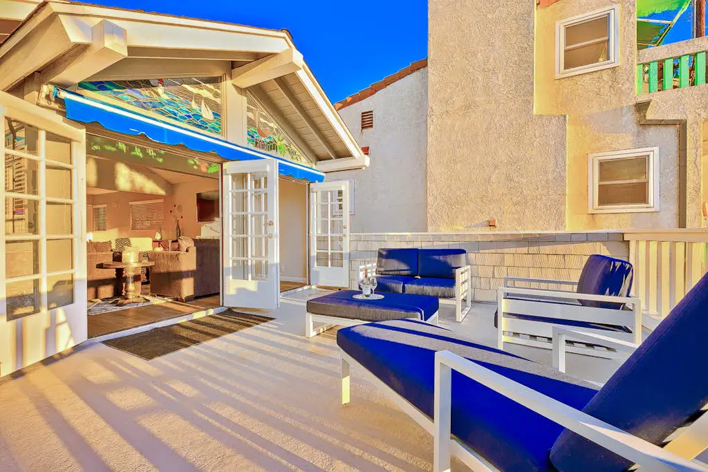 Perfect Newport Beach Location With Balcony Spa II