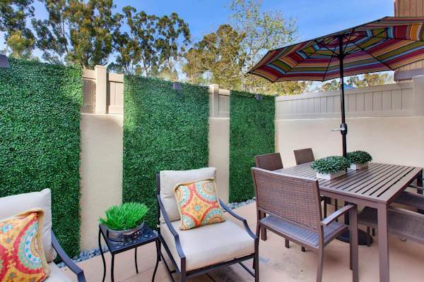 Colorful & contemporary condo with patio & washer/dryer - watch the fireworks