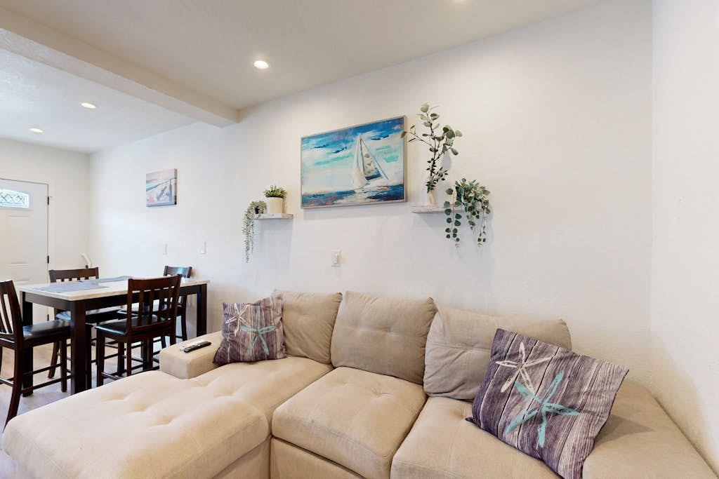 Cozy, Single-Level Getaway with Fast WiFi, Kitchenette, & A/C - Dogs Welcome