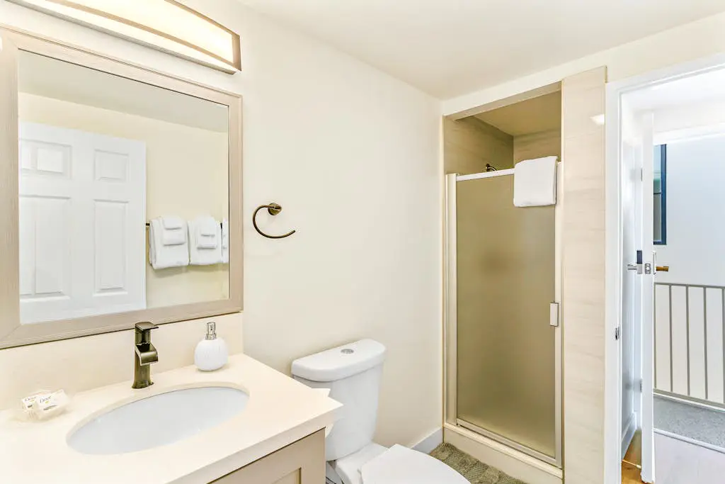 Seashore Dreams B - Upper Unit