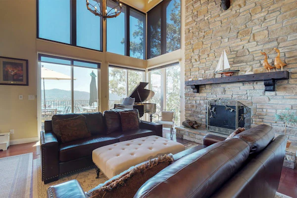 Upscale home with lake views, gas grill, washer/dryer, fireplace, patio, deck