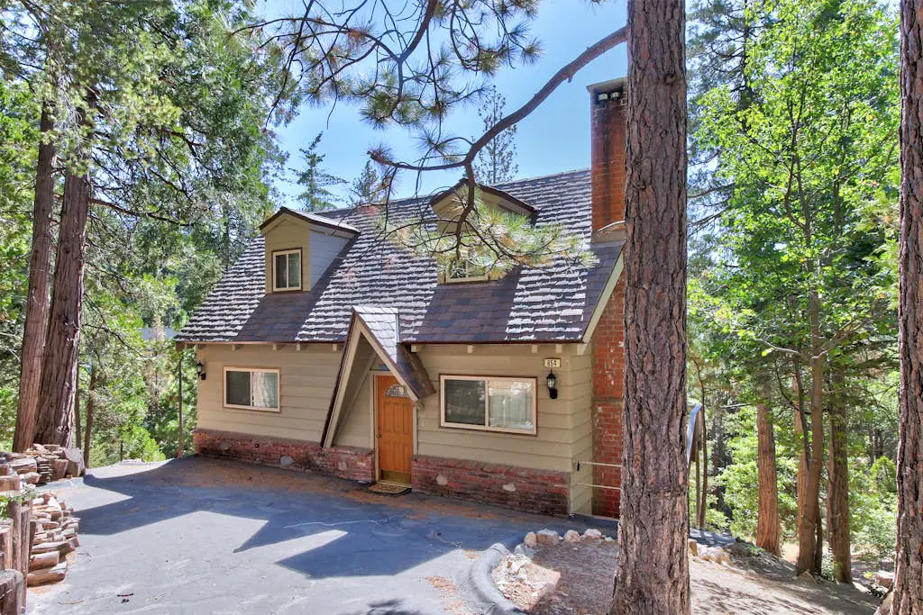 Dancing Bear Chalet