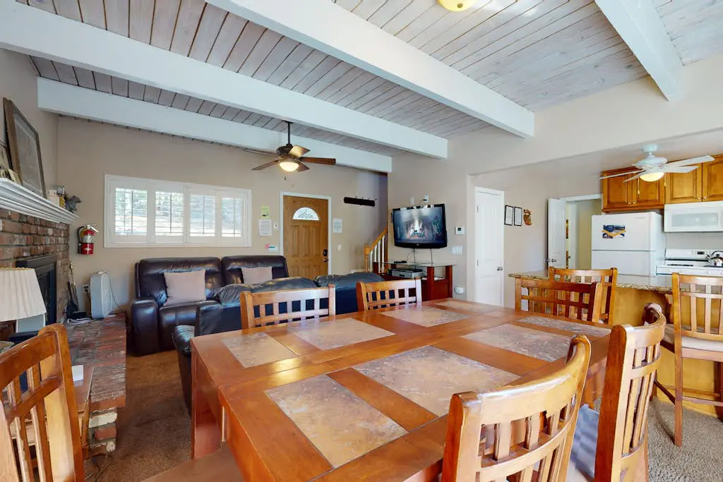 Dancing Bear Chalet
