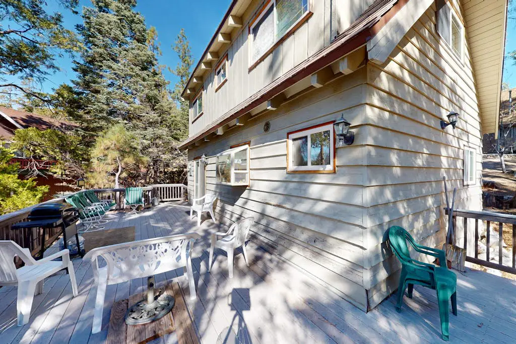 Dancing Bear Chalet