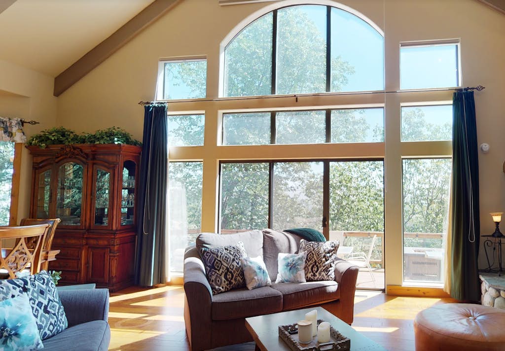 Beautiful home W/ Lake Access, Decks, Fire pit, Papoose Lake views, & EV Charger