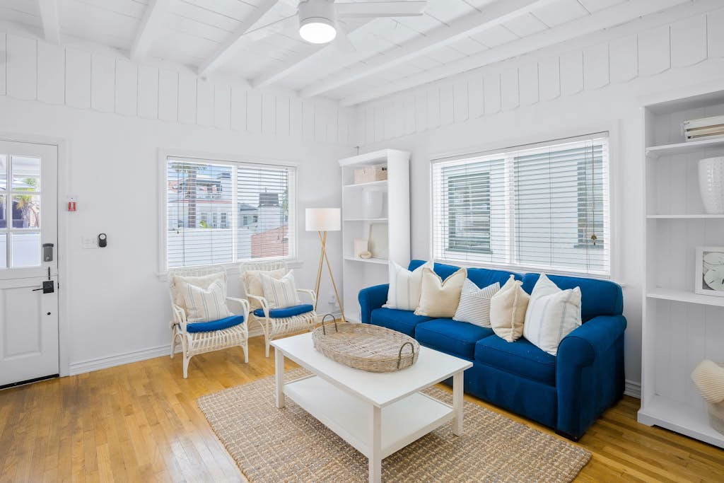 Newport Beach Cottage B
