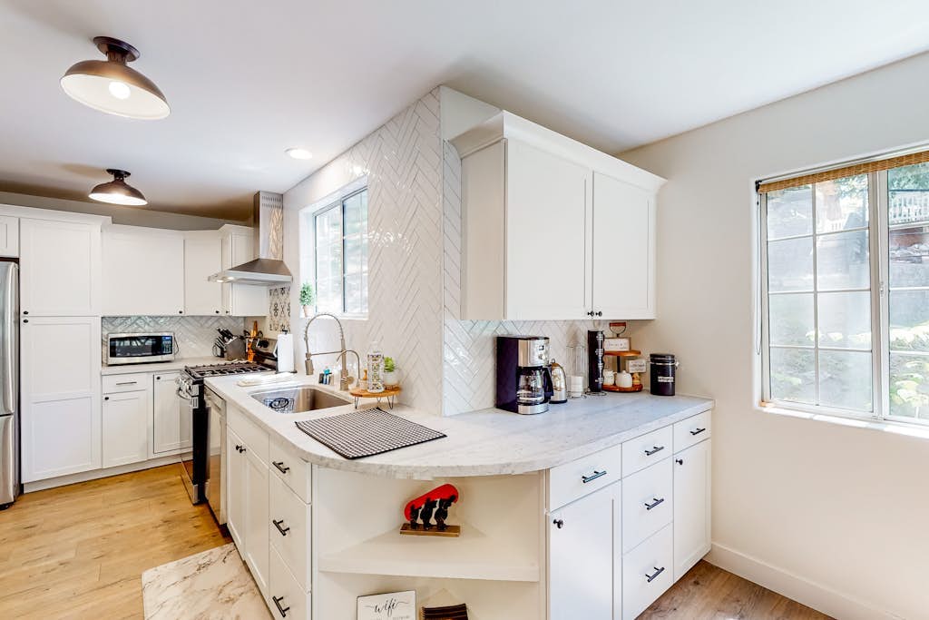 Walk to lake  | BBQ Grill | Fire pit| Shuffleboard