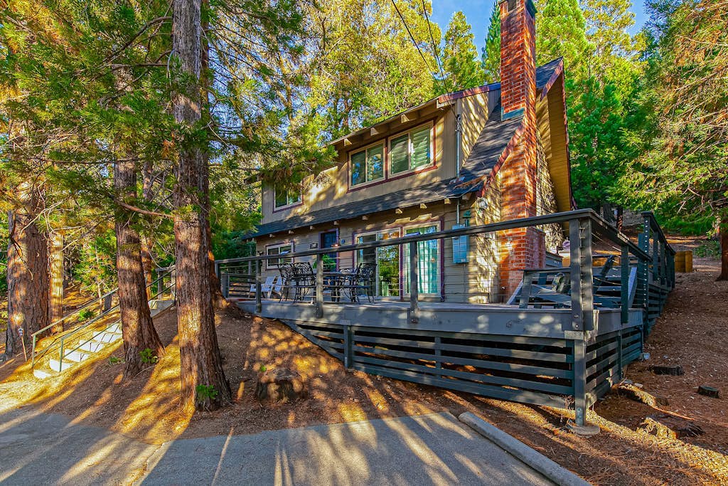 Serene cabin near Lake Arrowhead Village with wraparound deck & forest  views