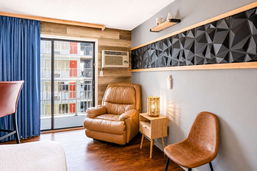 Double Queen Condo-Sea Mist 50512