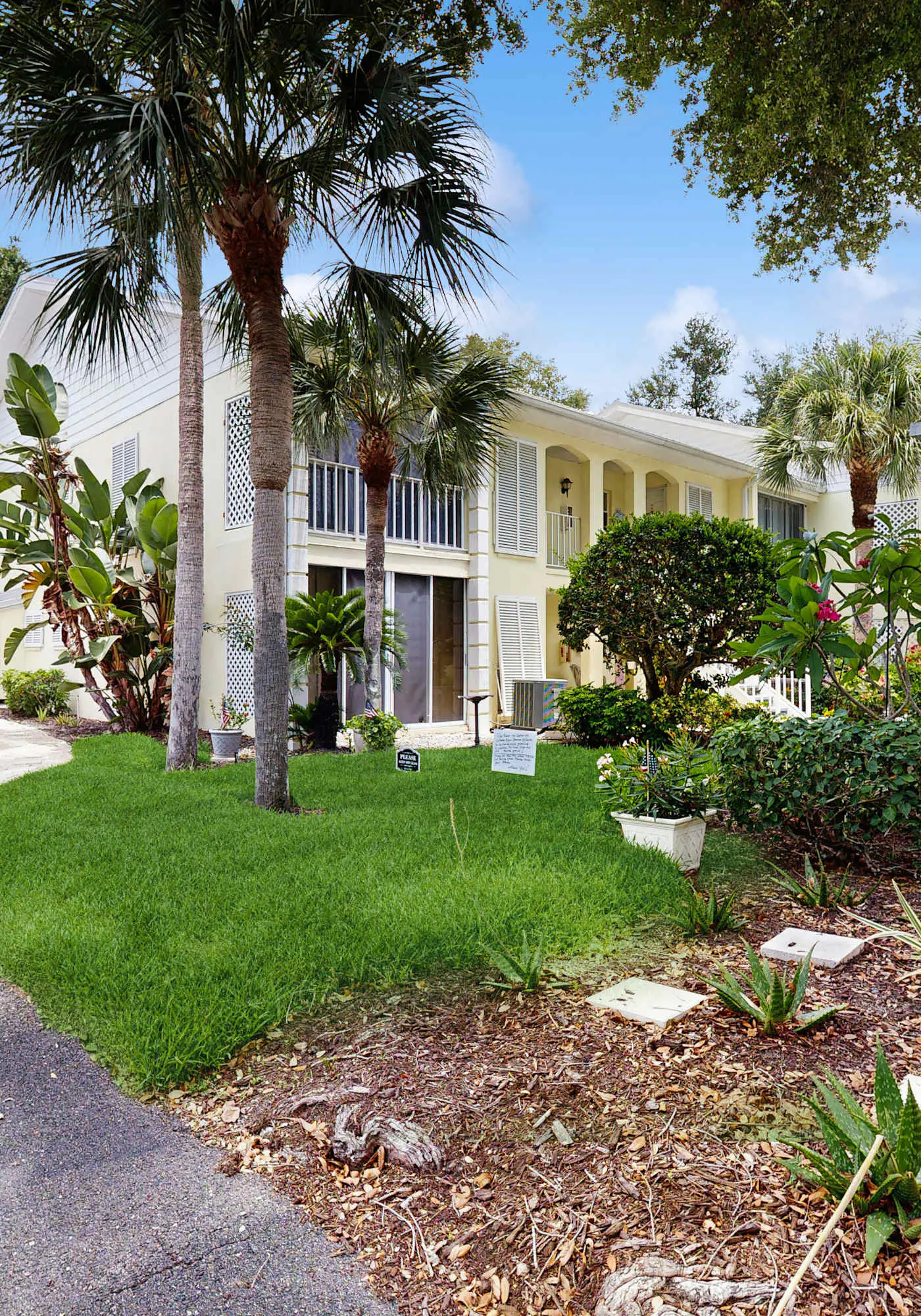 Venice Condo, Pool, Balcony & Beaches Nearby!