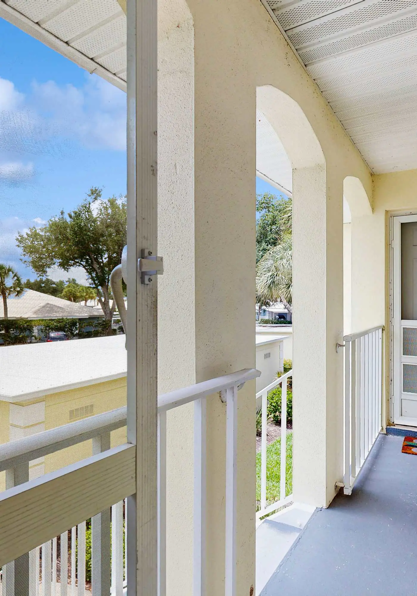 Venice Condo, Pool, Balcony & Beaches Nearby!