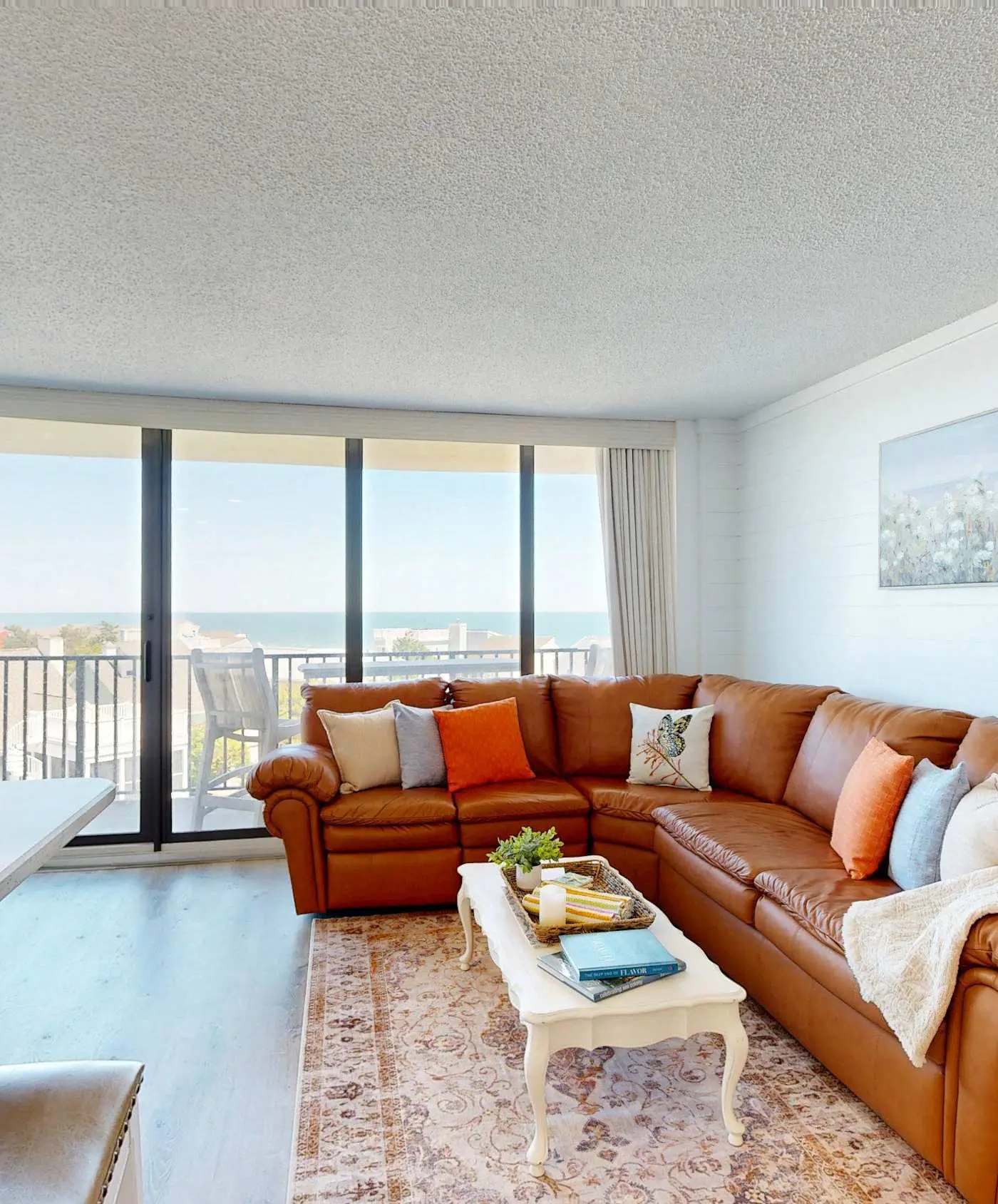 Sea Colony 4th floor condo with pools, tennis