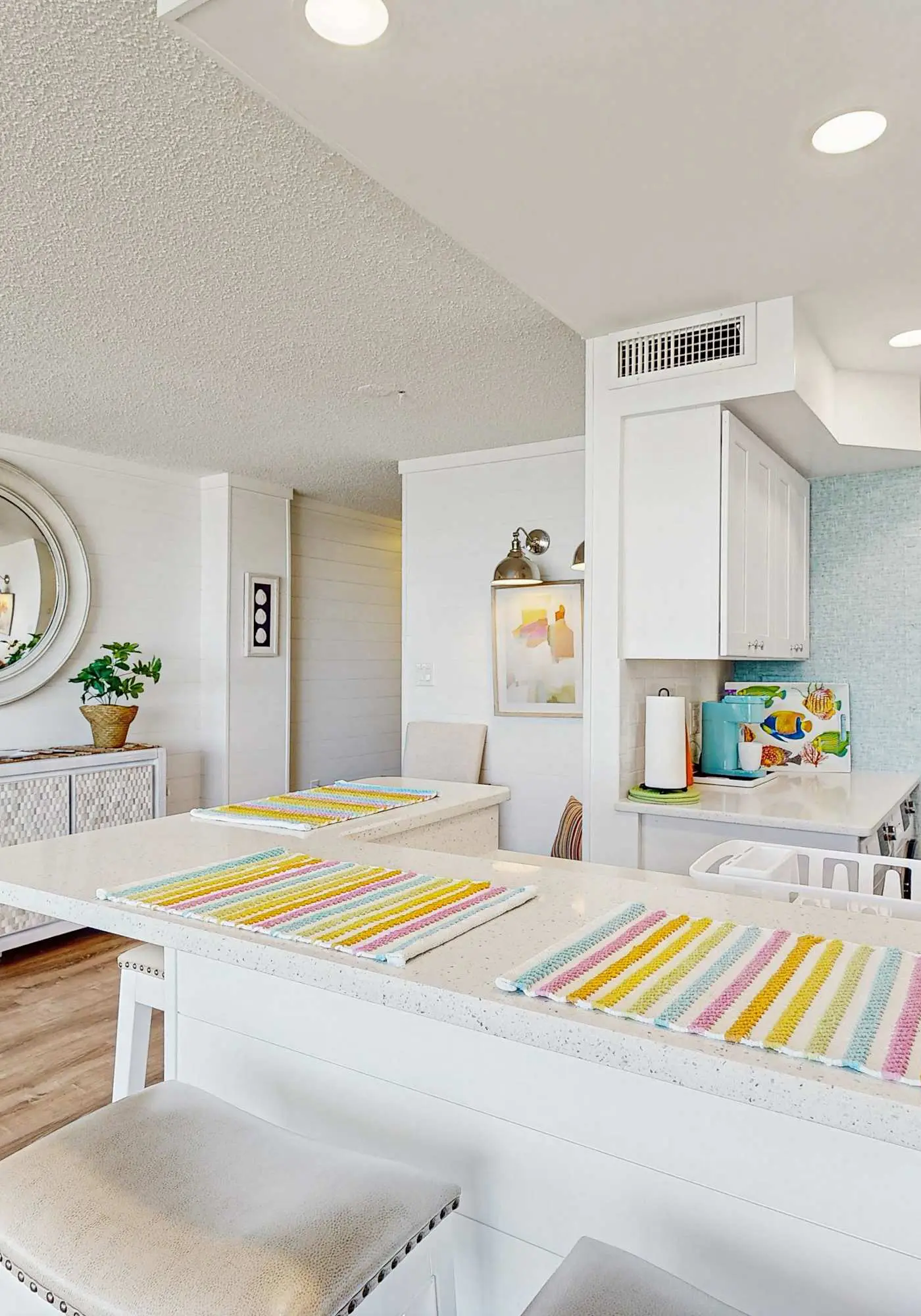 Sea Colony 4th floor condo with pools, tennis