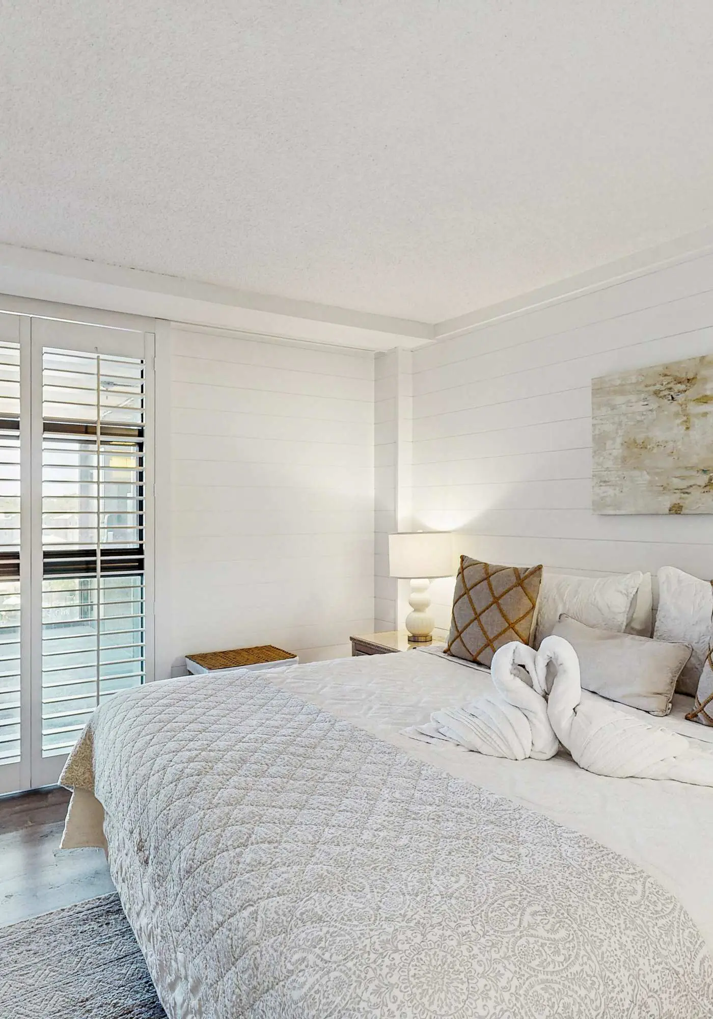 Sea Colony 4th floor condo with pools, tennis