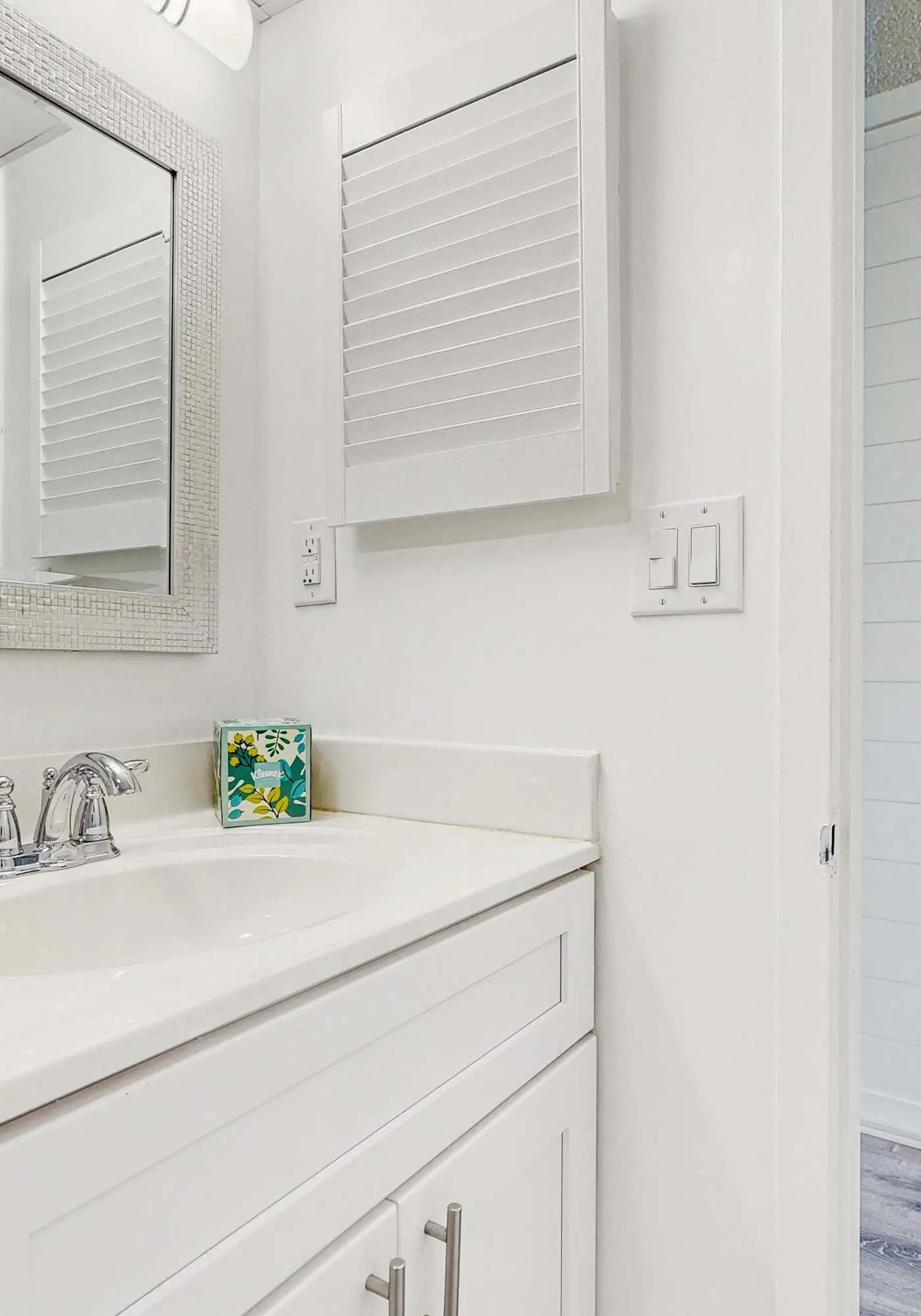 Sea Colony 4th floor condo with pools, tennis