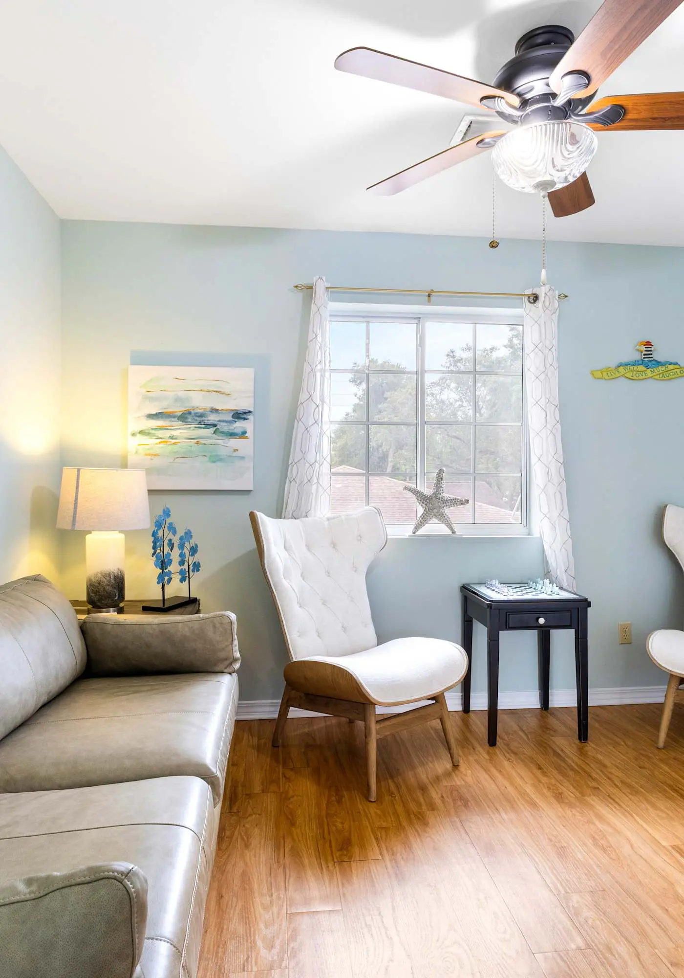 5BR Home, Located on Canal, Backyard with Deck and BBQ