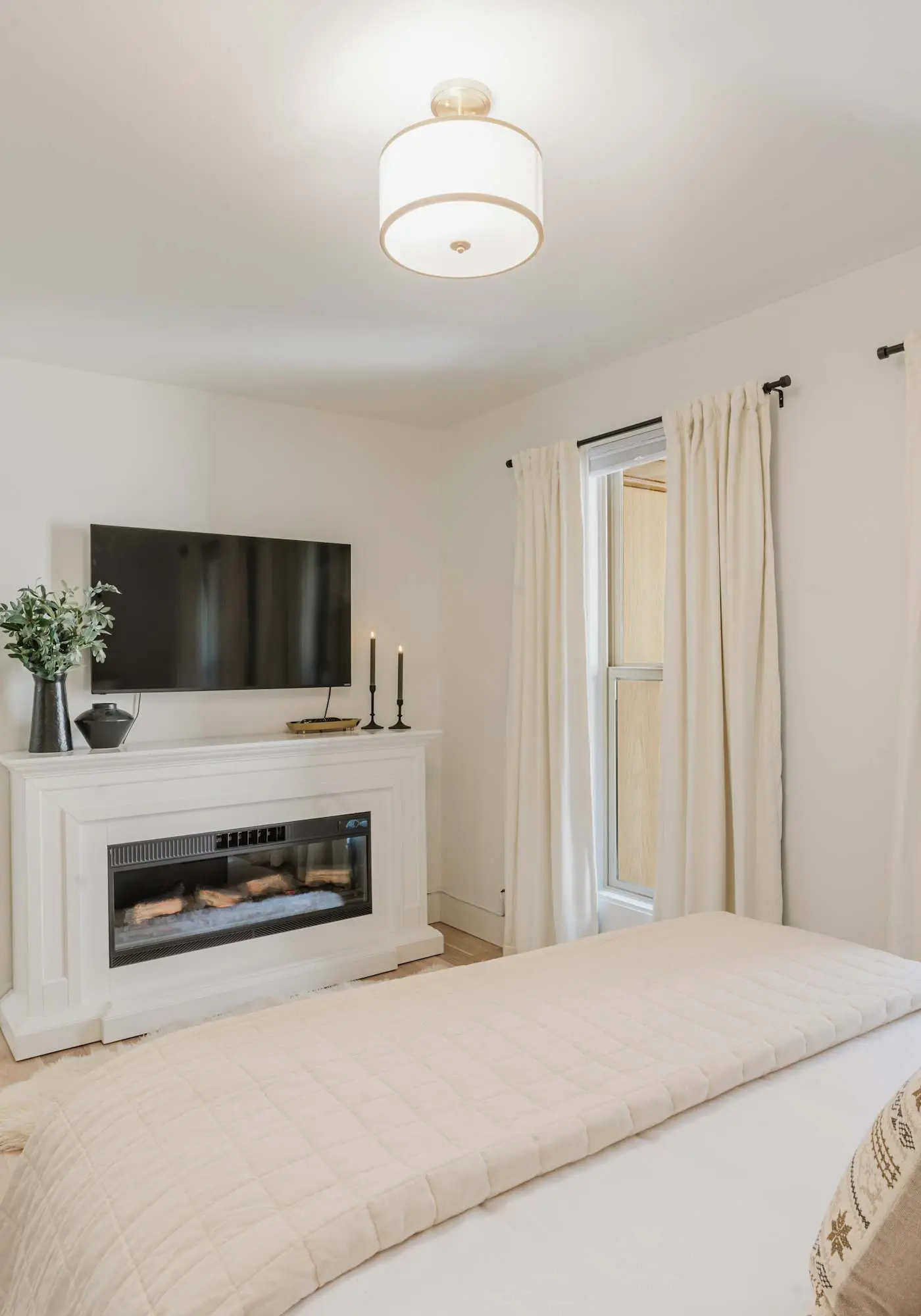 1BR Condo, Pool & Hot Tub, fitness center, trails